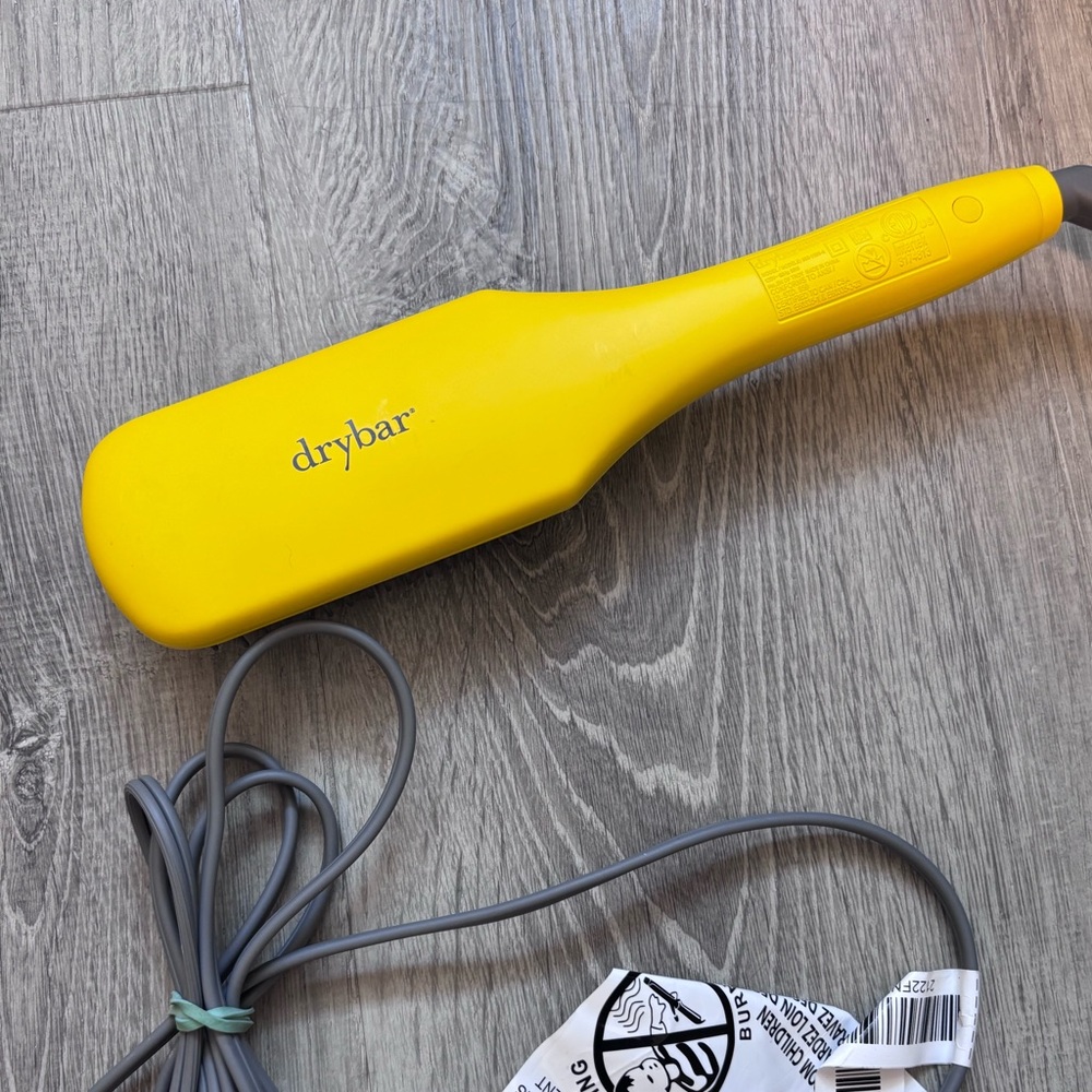 Drybar amazing straightening heating brush